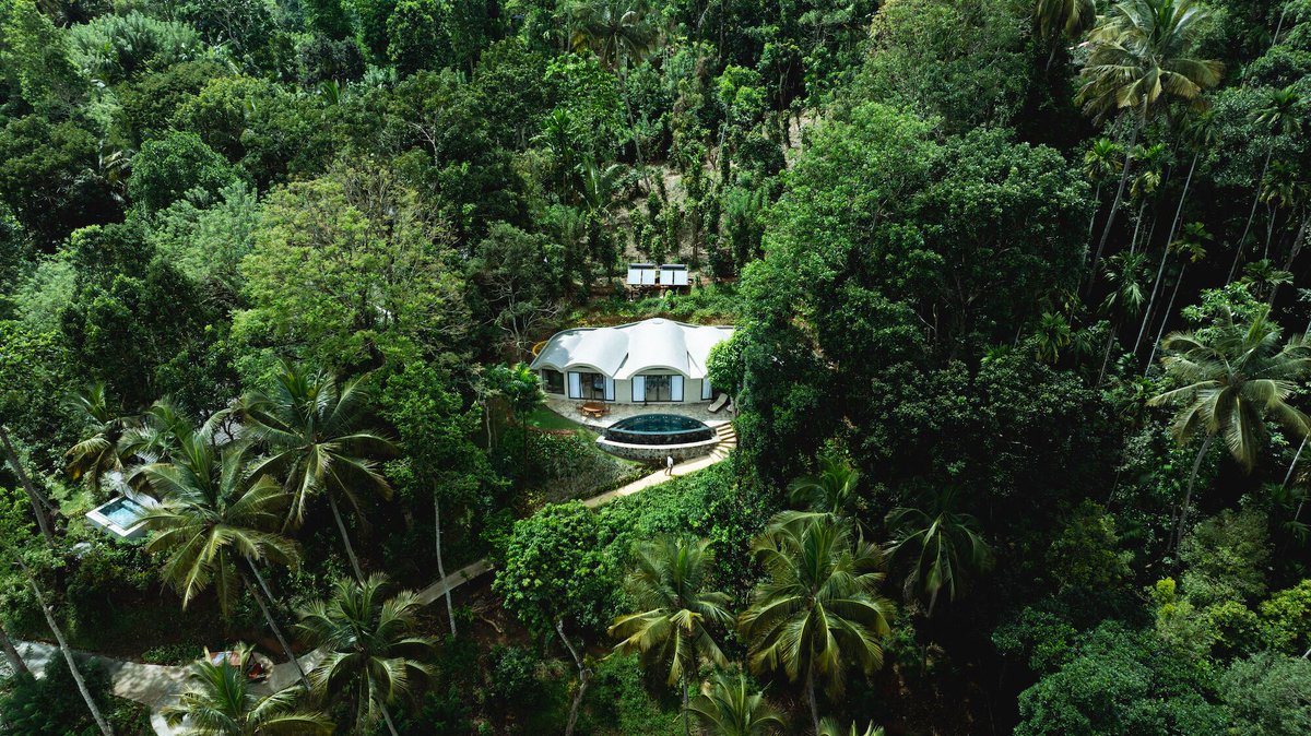 Archello's tweet photo. Set deep in Sri Lanka’s Central Highlands, Sol Sanctuary by Nath Rankothge & Associates is a temple-like wellness retreat shaped by sacred geometry, stone vaults, and artisanal craft.
https://t.co/LUbb9Nh1tz
#SustainableArchitecture #LocalCraft #MaterialsAndMethods https://t.co/vWorD0Y4bN