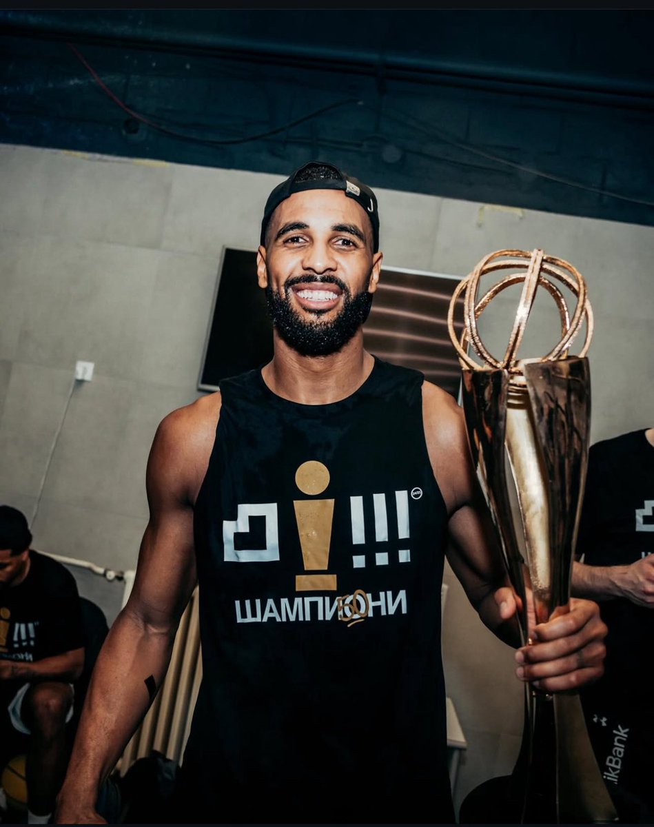 Woke up a champion! Still collecting.. 🏆 
#Partizan