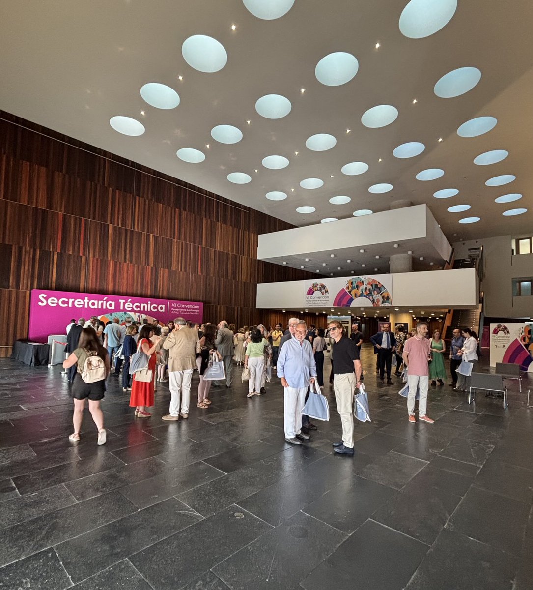 📣 Arrancamos la #VIIConvencionPsicologia organizada por el COP en colaboración con el ⁦<a href="/cop_navarra/">Colegio de Psicología de Navarra</a>⁩ en ⁦<a href="/baluarte/">Baluarte</a>⁩..