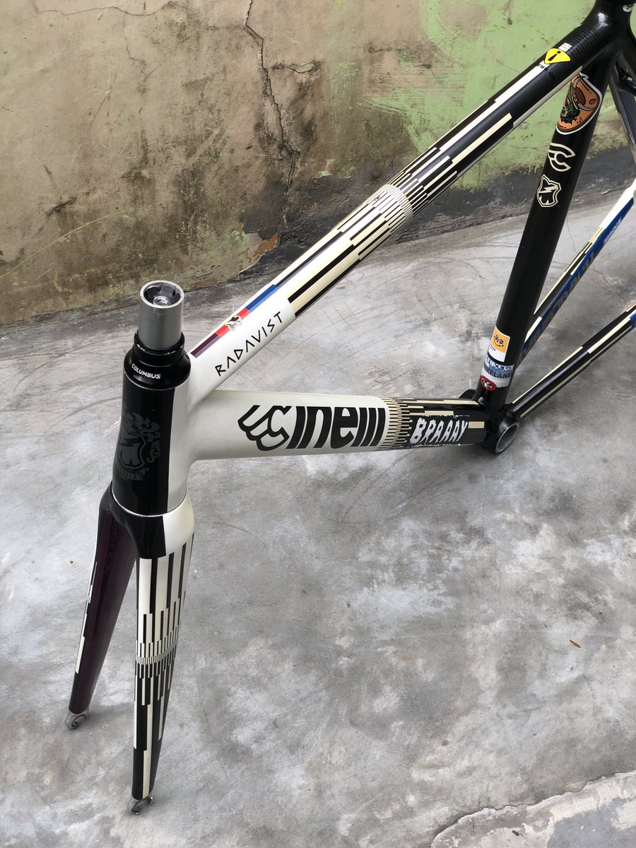 ncko_chndra's tweet photo. WTS !!
Cinelli mash parallax optical white size 54, 20jt (nett)
Good condition, min yellowing paint, min paint chip, 
Jual santai 😊🙏🏼
Pembelian di cycle project store, via Hyperbike store jkt (2020), beli posisi new old stock 
Minat bisa DM, terima kasih #fnfjb https://t.co/jd6kXwk7VC