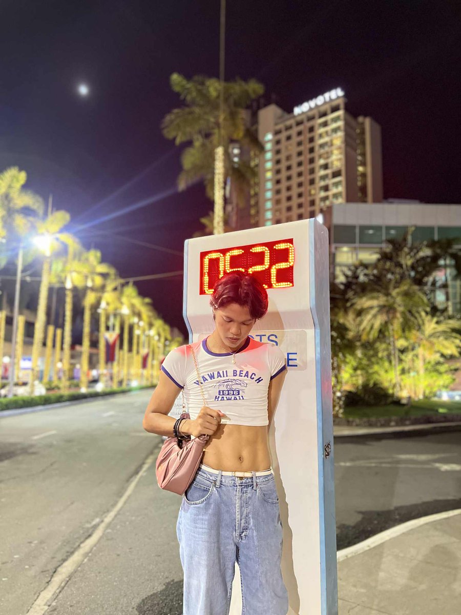enguitoedwin's tweet photo. The bombshell has arrived 🌶️🔥🥵 #modeling #ootdStyle #fyp #streetphotography https://t.co/1a2HIlKEFS