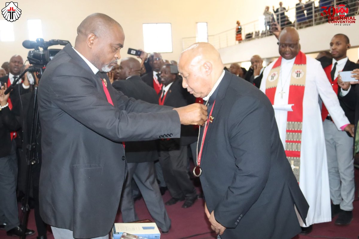 asewesile's tweet image. “I entrust you with the responsibilities of this ministry, trusting that you will continue to guide and inspire our community with wisdom, compassion, and faith. Please know that I am always cheering for you and praying for your success in this new chapter.”