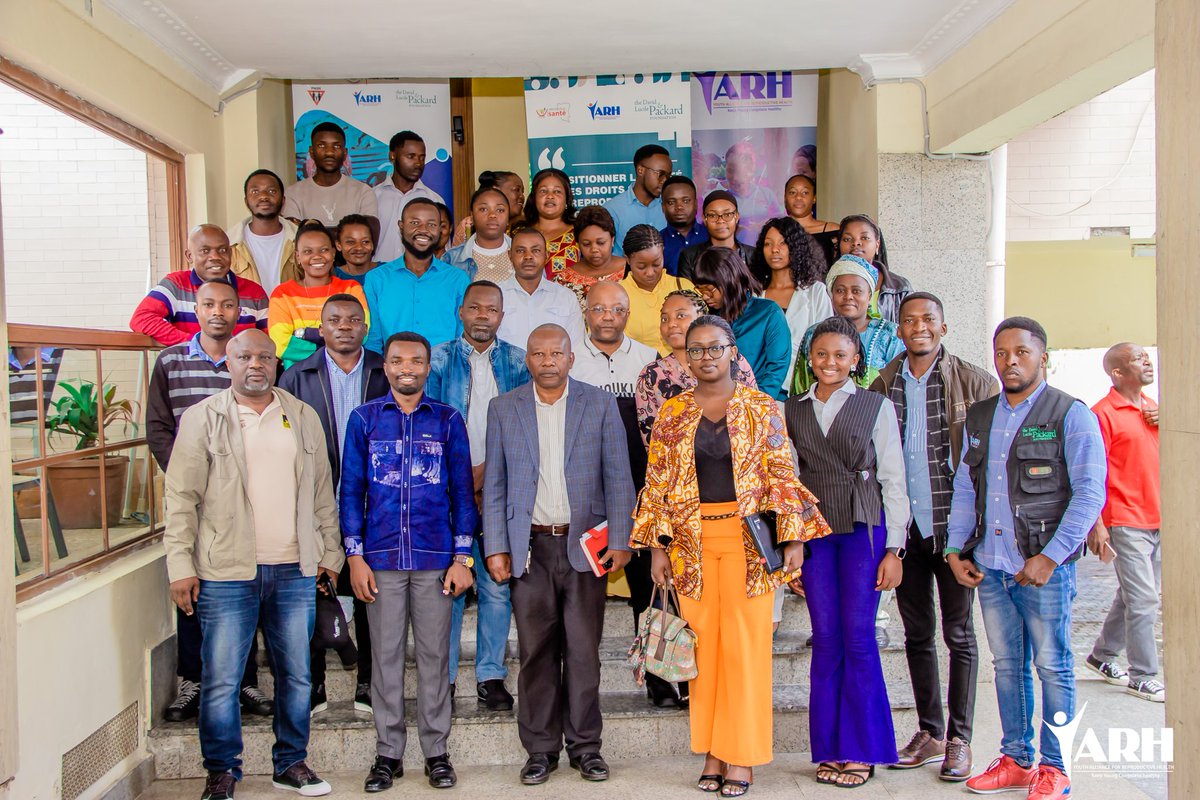 yarhdrc's tweet photo. La collaboration entre jeunes du réseau #Mashujaa et les prestataires de santé permet de:

✅Faciliter l'accès  aux services de #SSR et #SCACF
✅identifier les défis majeurs liés à la qualité de soins
✅ Renforcer la confiance et la confidentialité entre les deux parties. https://t.co/g85O85Mgl8