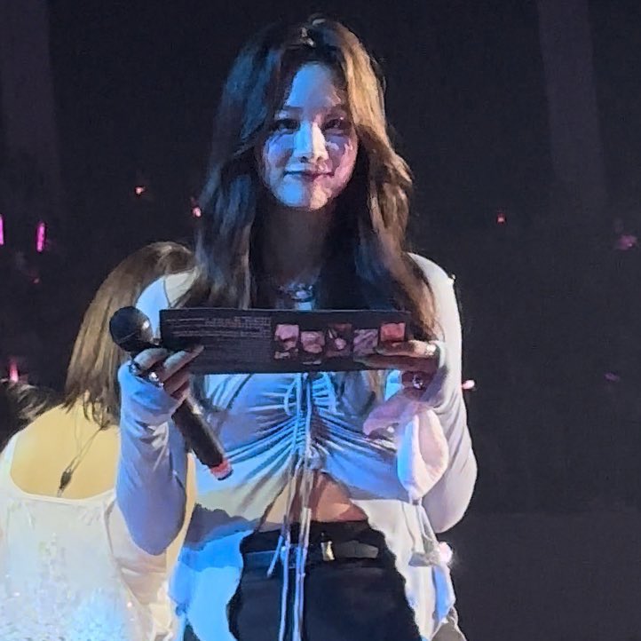 formysolji's tweet photo. Angel is real and her name is Heo Solji 🥰

#EXID #Solji #솔지
#EXIDFANCONINVIETNAM https://t.co/j82aJYa0ua
