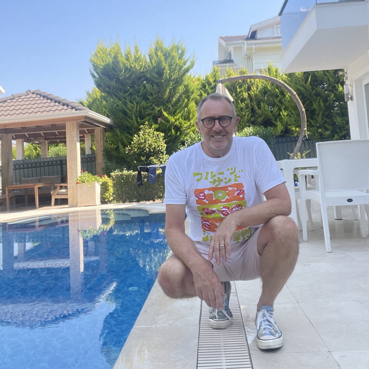 theemilmcmahon's tweet image. @masato_jones your fabulous t.shirts have been a godsend in Turkey 🇹🇷 #Cool #Stylish #JustPerfect