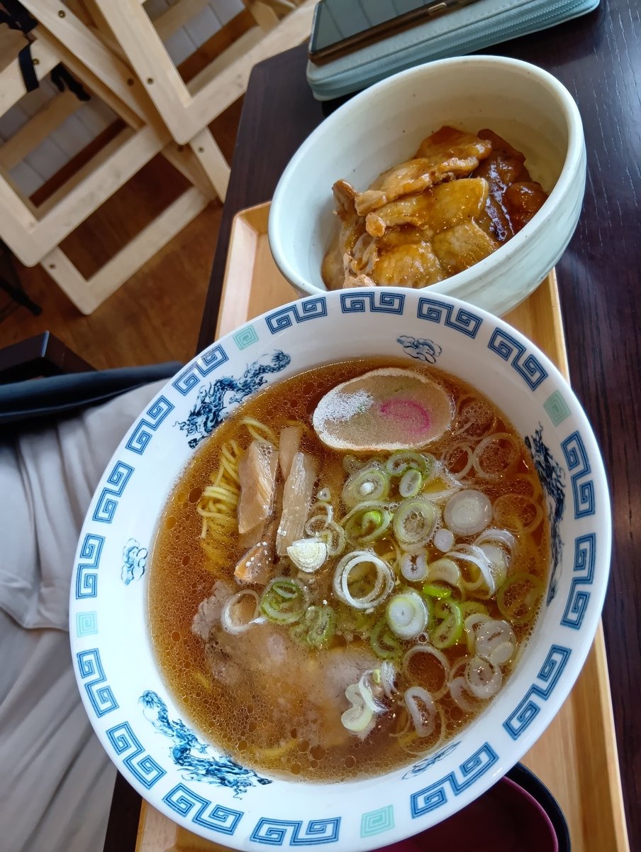 iceGreen1121's tweet photo. 北の国からの旅　3日目　Part５

❹南富良野(道の駅南ふらの)
　　　醤油ラーメンと焼肉丼セット
　　　ナポリタン
　　　　　　　美味しかった〜
　　　　　　　ごちそうさまでした～
3日間で18の道の駅を回って845㌔の旅でした
ハッピ〜ちゃん、パパ(運転手)、さくら
　　　　　　お疲れ様でした https://t.co/4PkDauzWyi