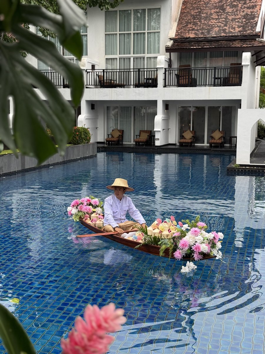 KlayanonOut's tweet photo. สุข อย่าเล่า เศร้า อย่าพูด
เพราะไม่ใช่ทุกคนจะหวังดีกับเรา

#ตากฟ้า #คำคม #นครสวรรค์ https://t.co/54xM6JKXQj