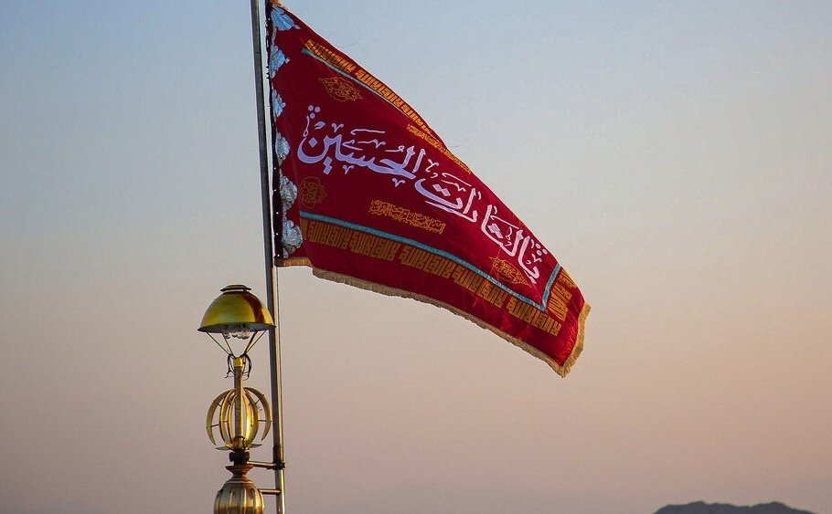 BREAKING:

Iran raises red flag of revenge in Qom.