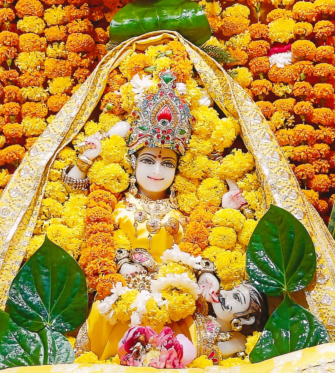 Maa BaglaMukhi Mandir (@baglamukhipuja) on Twitter photo рдорд╛рдБ рдмрдЧрд▓рд╛рдореБрдЦреА рдХреА рдкреВрдЬрд╛ рдХрд▓рд┐рдпреБрдЧ рдореЗрдВ рд╕рднреА рджреБрдЦреЛрдВ рдФрд░ рдмрд╛рдзрд╛рдУрдВ рд╕реЗ рдореБрдХреНрддрд┐ рджрд┐рд▓рд╛рдиреЗ рд╡рд╛рд▓реА рд╣реИред рд╣рдореЗрдВ рд╕рдЪреНрдЪреЗ рдорди рд╕реЗ рдорд╛рдБ рдХрд╛ рдкреВрдЬрди рдФрд░ рдЖрд░рд╛рдзрди рдХрд░рдирд╛ рдЪрд╛рд╣рд┐рдПред рдорд╛рдБ рдмрдЧрд▓рд╛рдореБрдЦреА рдХреА рдкреВрдЬрд╛ рдХрд▓рд┐рдпреБрдЧ рдореЗрдВ рд╕рднреА рджреБрдЦреЛрдВ рдФрд░ рдмрд╛рдзрд╛рдУрдВ рд╕реЗ рдореБрдХреНрддрд┐ рджрд┐рд▓рд╛рдиреЗ рд╡рд╛рд▓реА рд╣реИред рд╣рдореЗрдВ рд╕рдЪреНрдЪреЗ рдорди рд╕реЗ рдорд╛рдБ рдХрд╛ рдкреВрдЬрди рдФрд░ рдЖрд░рд╛рдзрди рдХрд░рдирд╛ рдЪрд╛рд╣рд┐рдПред