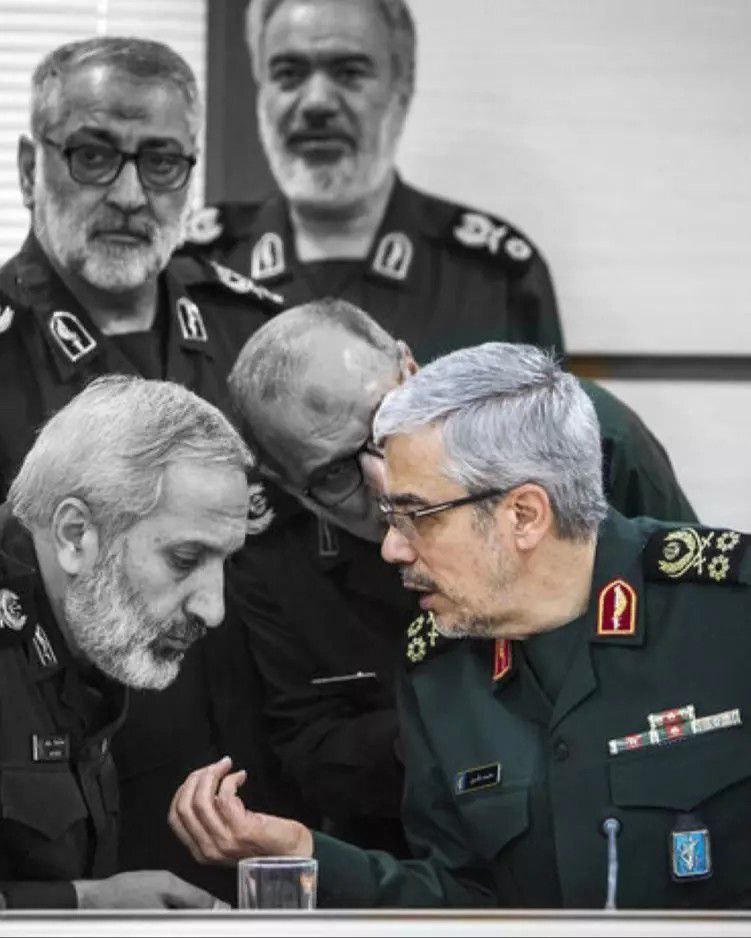 Hoseyn_bavafa's tweet photo. درود بر سردار شهید اسلام❤️
#پشیمان_میشوید
#YouWillRegretIt https://t.co/lBSKb4egAw