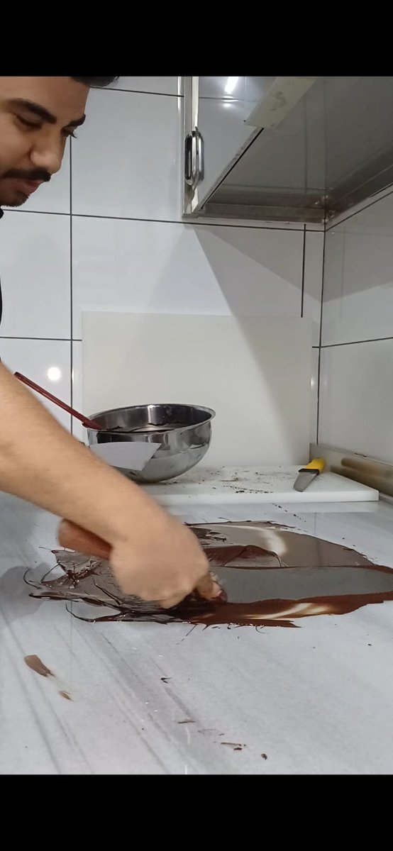 Safiye Çıkrıkçıoğlu MYO (@safiyemyo) on Twitter photo Kayseri Üniversitesi Uygulama Mutfağında Yüksekokulumuz Gıda Teknolojisi Programı öğrencileri ile birlikte mesleki uygulama dersinde çikolata temperleme uygulaması gerçekleştirilmiştir <a href="/Kayuedu/">Kayseri Üniversitesi</a> <a href="/ProfKaramustafa/">Prof. Dr. Kurtulus Karamustafa 🇹🇷</a> <a href="/SahmetliogluE/">Ertuğrul ŞAHMETLİOĞLU</a> Kayseri Üniversitesi Uygulama Mutfağında Yüksekokulumuz Gıda Teknolojisi Programı öğrencileri ile birlikte mesleki uygulama dersinde çikolata temperleme uygulaması gerçekleştirilmiştir <a href="/Kayuedu/">Kayseri Üniversitesi</a> <a href="/ProfKaramustafa/">Prof. Dr. Kurtulus Karamustafa 🇹🇷</a> <a href="/SahmetliogluE/">Ertuğrul ŞAHMETLİOĞLU</a>