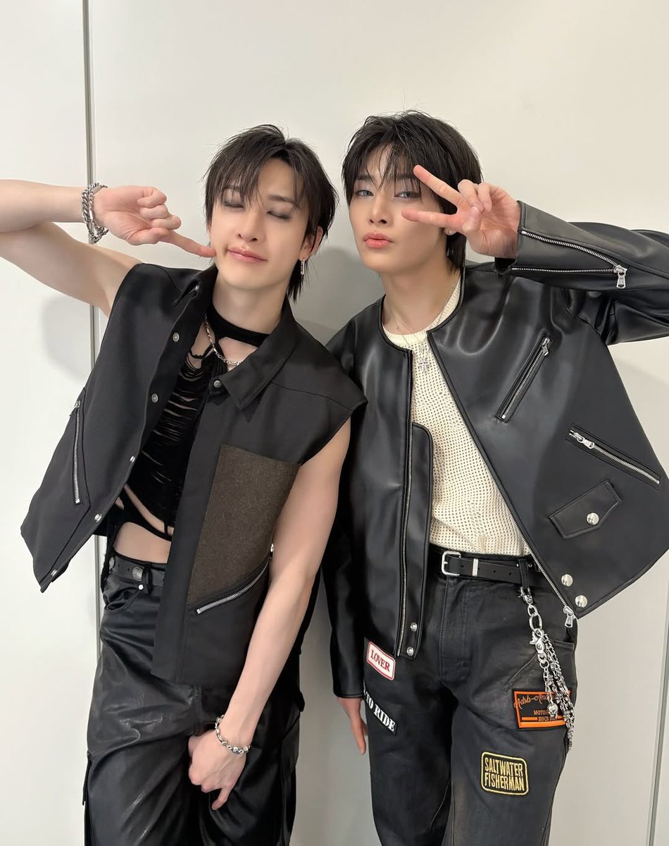 girlfriend bang chan and her boyfriend jeongin