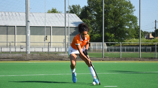 Joyce ten Wolde uit Heerenveen naar het EK hockey in Valencia -  grootheerenveen.nl/l/112910