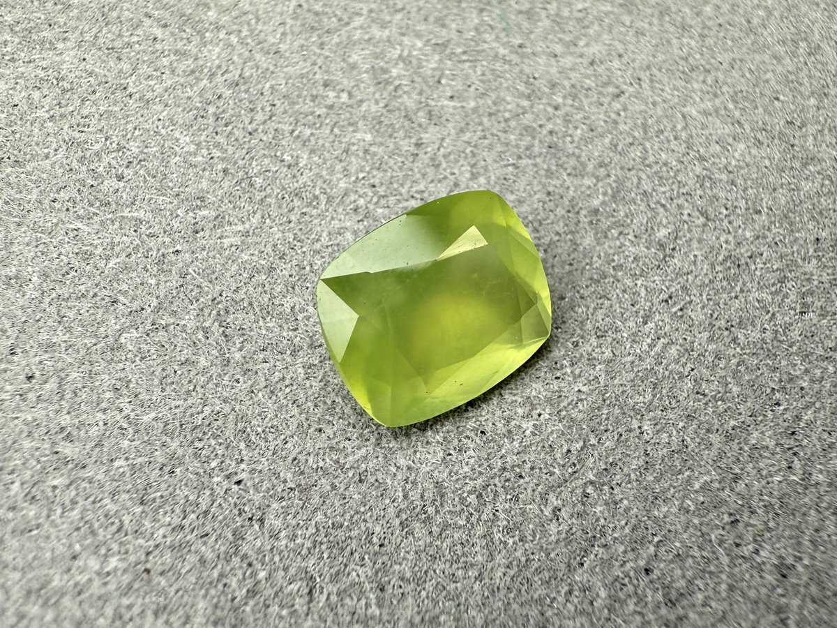 hts_jewels's tweet image. 【🎁6年目突入プレゼント企画🎉】
⁡
今年もよろしくね!ということで、抽選で1名様に
💎 カットされたルースは珍しい?
「アイドクレーズ」をプレゼント！
⁡
▼応募方法
① 当アカウントをフォロー
② この投稿をリポスト（RP）
③…