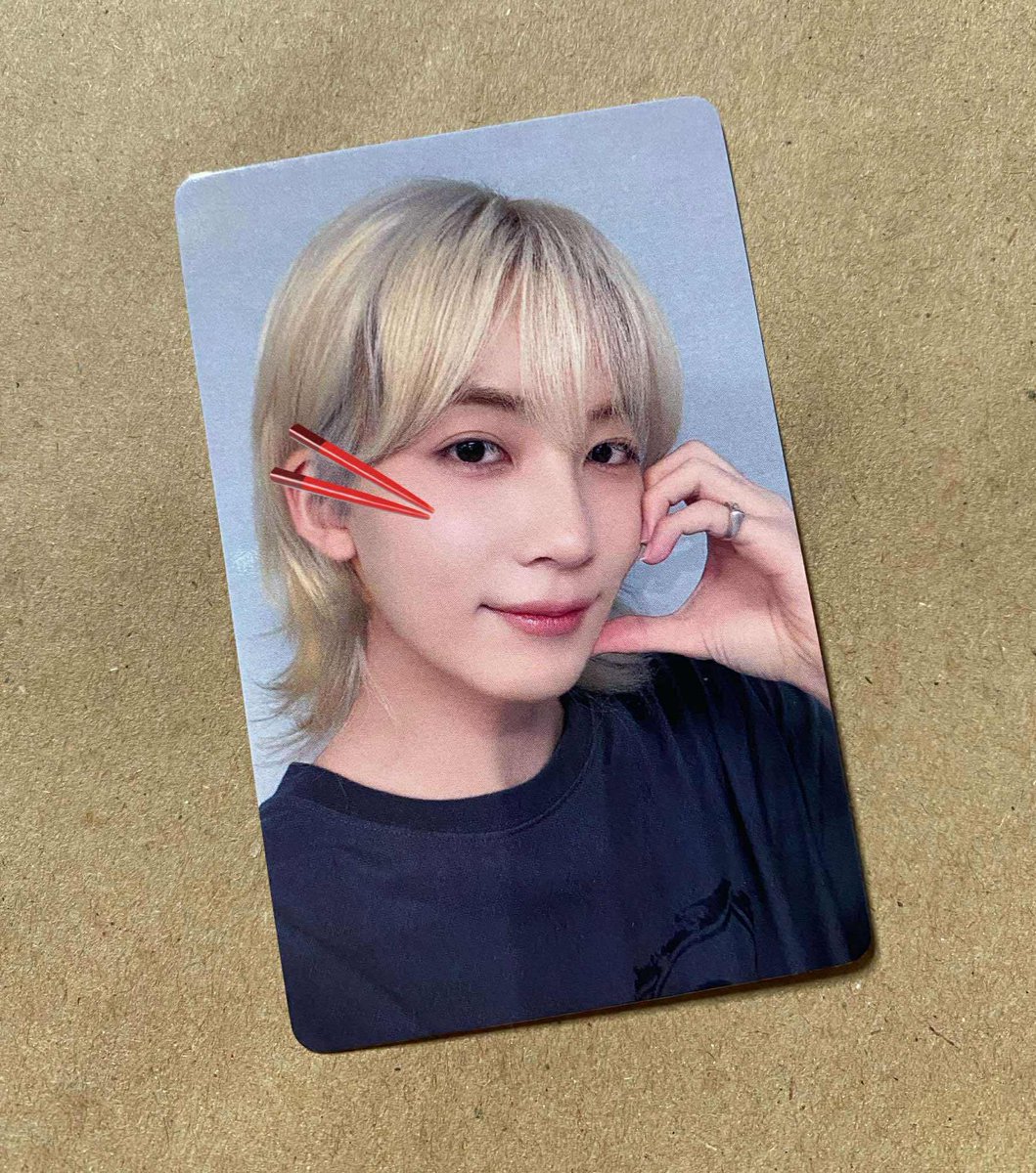 ⠀⠀⠀⠀   wts lfb seventeen ph 

✶ 🪸 : jeonghan yzy casual pc

🗯️  ₱680 dop | ₱580 payo
🥣  payo or june 30 dop (30% nrdp)
⭐️  onhand | ready to ship

🍥 reply mine or dm to claim!