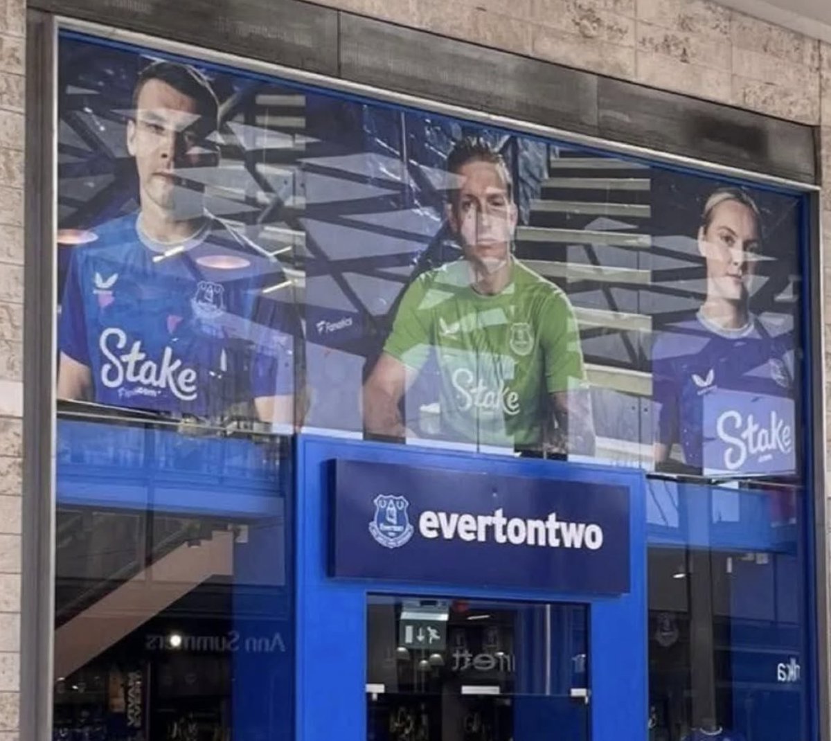 Footballtweet's tweet image. There is a shopping centre in England called Liverpool One - so Everton opened a club shop there called Everton Two.

The official address for the shop is called Everton Two, Liverpool One. 😭😂

You have to love the pettiness. 👏👏