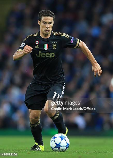 Shirtgame1's tweet image. Day 10

@juventusfcen Third Shirt 2015/16 with Hernanes nameset &amp;amp; all the patches! 

My love for the black/gold combo continues.... 

Probably my favourite shirt in my collection and love that it has a different nameset.

Great purchase from @First11shirts 😍