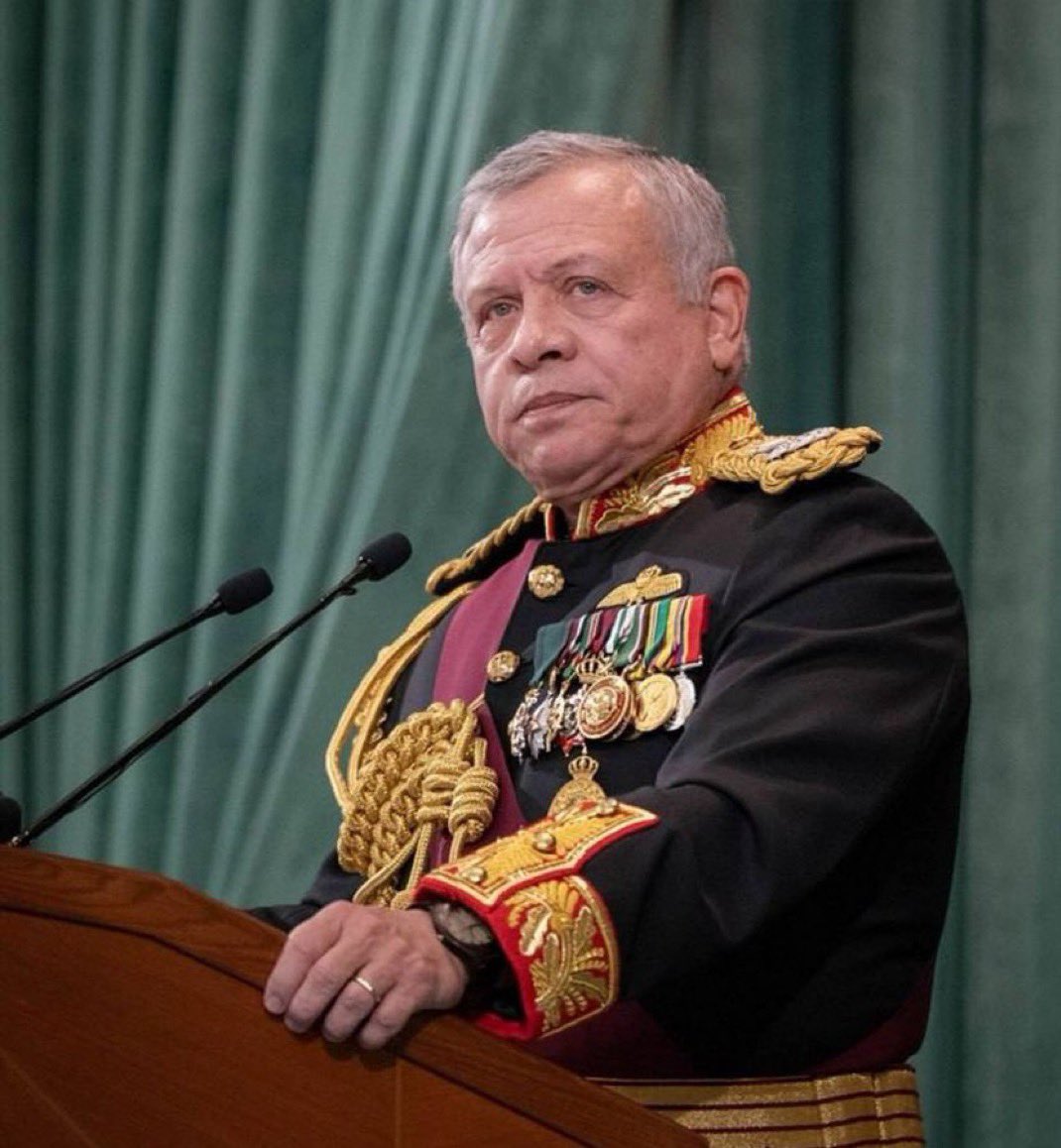 Yer yüzünün en şerefsiz insanlarından biri.