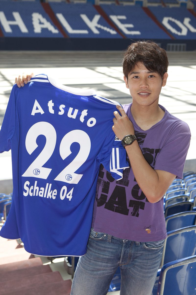 15 years ago today, Atsuto Uchida became a Royal Blue 💙🤍

#S04 | #OnThisDay