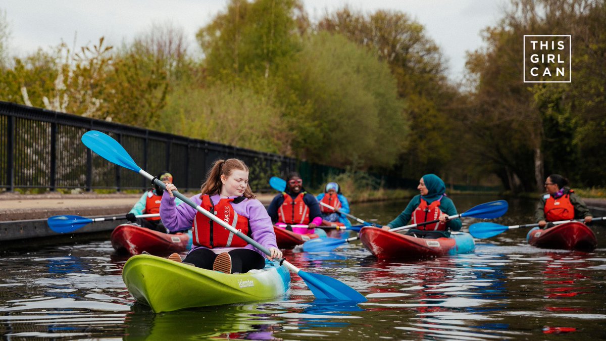 Paddling into the weekend like... 🛶

#ThisGirlCan #LetsGetOutThere