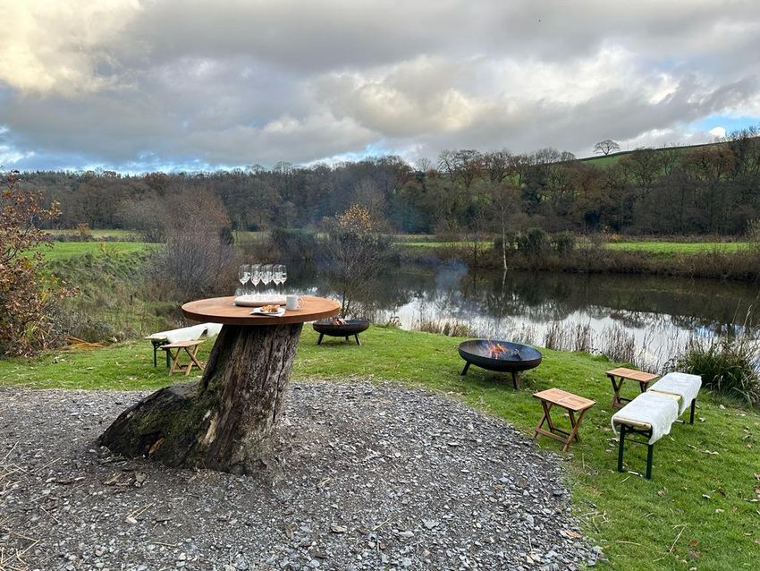 Happy weekend everyone 🙂 If you're WFH today, here's some proper eye candy to get you in the field-daydreaming mood.

📸 from Great Warham Shoot, Devon