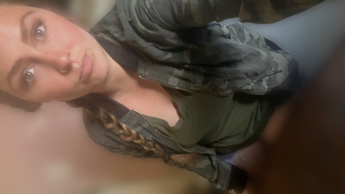 Figured I’d bless your timeline this morning. 
Show me your appreciation. 

Findom findomme femdom blueyes brunette thick goddess BrattyQueen cashmeets irl sessions 
Chicago Indiana Ohio whalesub