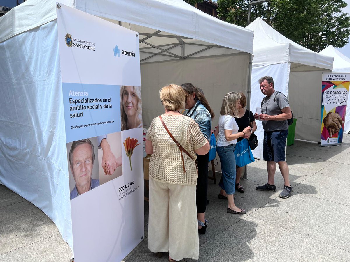 En #Atenzia, hemos instalado en Santander una carpa informativa con motivo del #DíaContraElMaltratoEnLaVejez, sumándonos a las actividades propuestas por el Ayuntamiento de #Santander.

#AtenziaContigo #BuenTrato #PersonasMayores