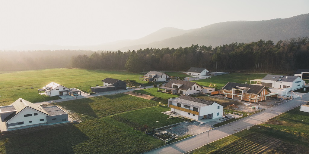 communityhlth's tweet image. Browse AHA's latest stories highlighting the good work of rural hospitals. From innovations in AI to telehealth to new payment models, hospitals and health systems in rural areas are brainstorming bold new ideas worth showcasing: ow.ly/H24i50W8OyB #CHIWeek