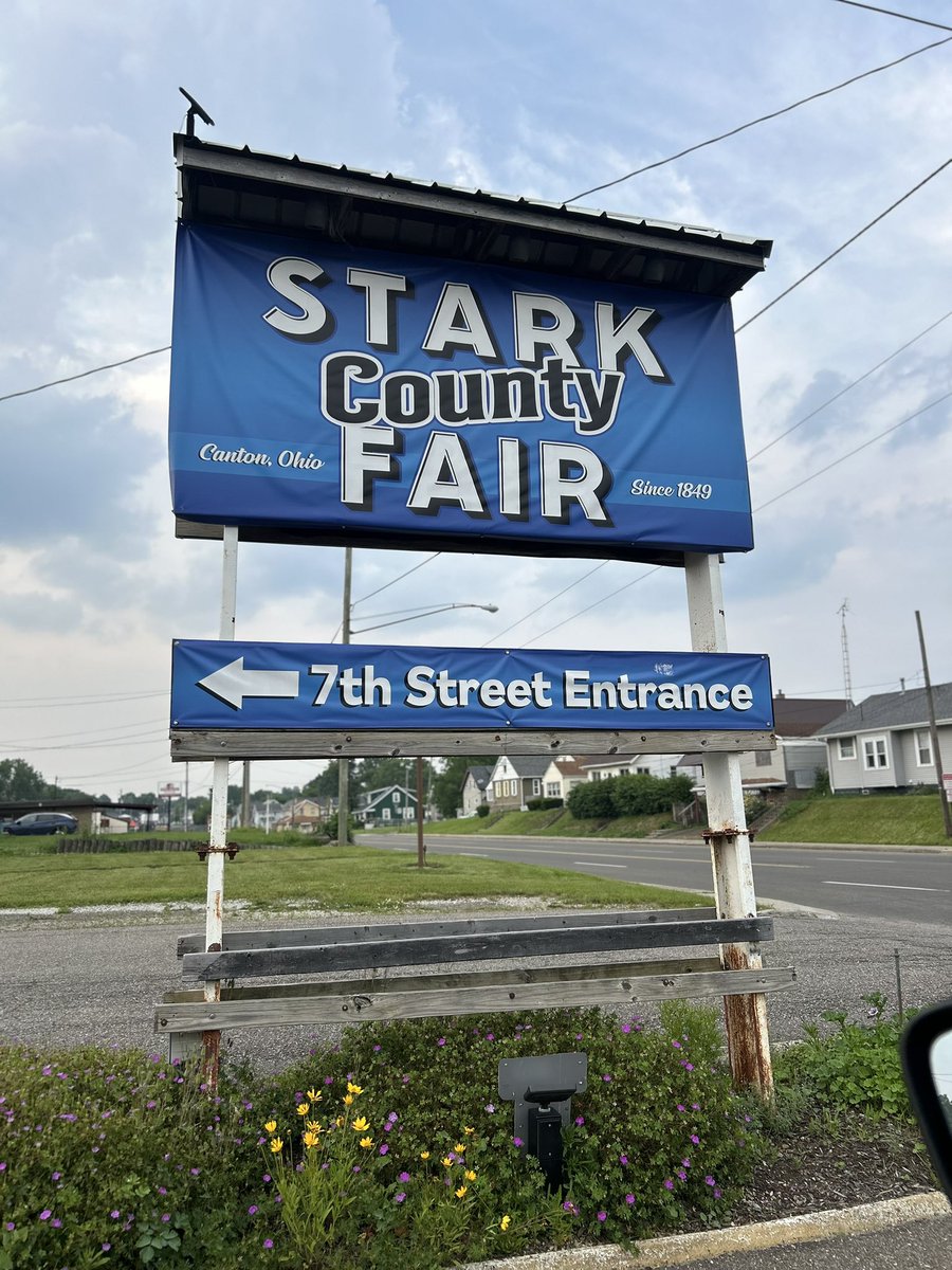 MKishman's tweet image. I had a great time at the “Meat” and Great last night. I met with kids all over the county to learn about their livestock projects for the upcoming @StarkCountyFair August 26 -Sept 1st. #OH50
