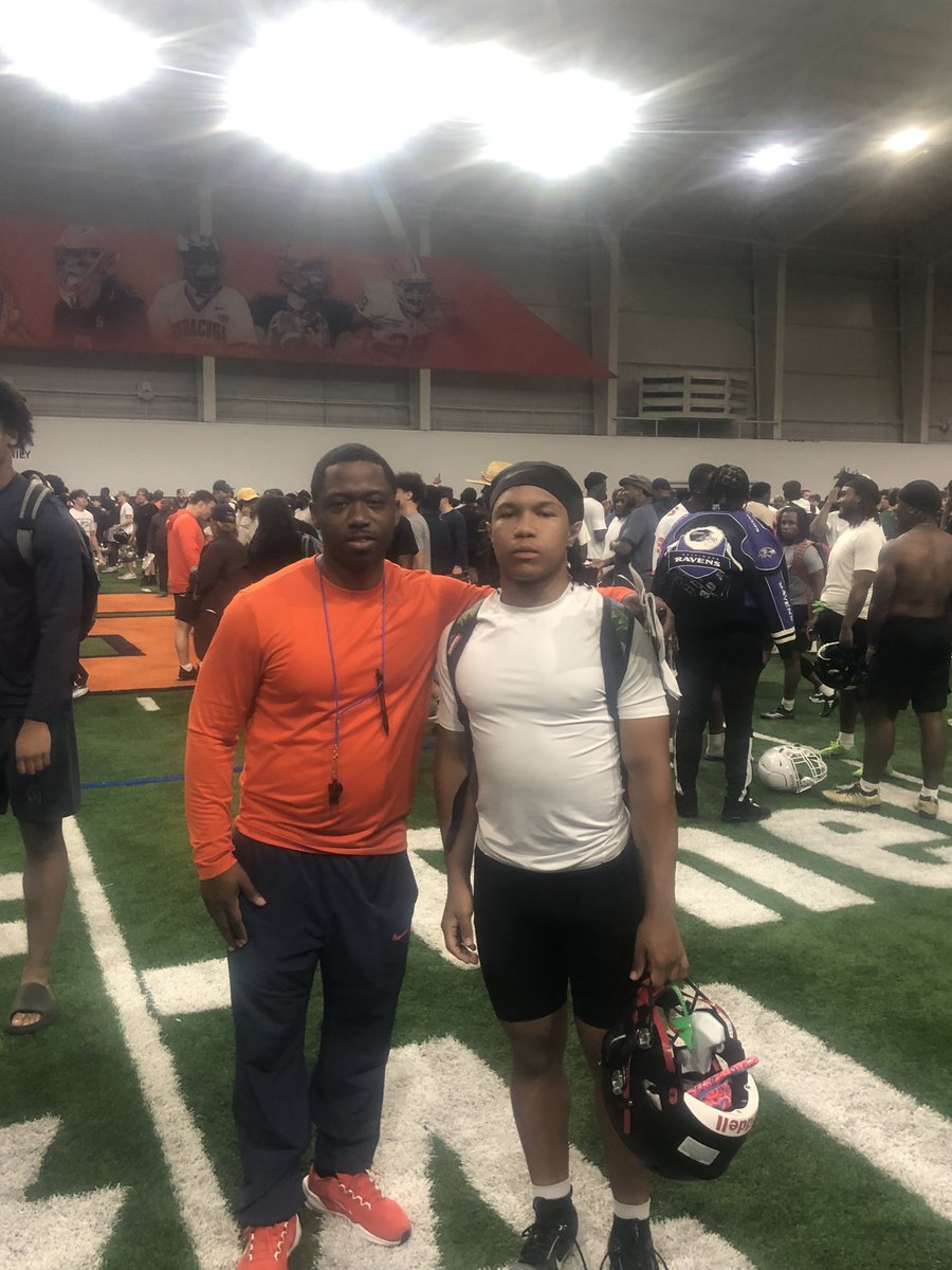Had a great time at <a href="/CuseFootball/">Syracuse Football</a> prospect camp. Thank you <a href="/CoachDRedd/">Devin Redd</a> for the coaching! Can’t wait to get back on campus in the fall. <a href="/TheJuiceOnline/">Syracuse On SI | The Juice Online</a> <a href="/PrepRedzoneNY/">Prep Redzone New York</a> <a href="/allpraisesdue7/">Stack Williams</a>