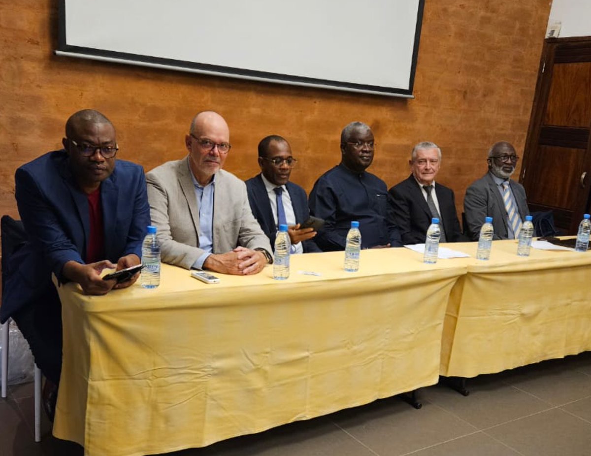 🎓 Du 9 au 12 juin, lancement à Dakar du DIU E-Santé en Afrique à l'hôtel Le Djoloff !

Un programme innovant réunissant :
🔹 USTTB (Mali)
🔹 ISED - UCAD (Sénégal)
🔹 Université F. Houphouët-Boigny (Côte d’Ivoire)
🔹 Université de Lomé (Togo)

#ESanté #DIU #SantéNumérique