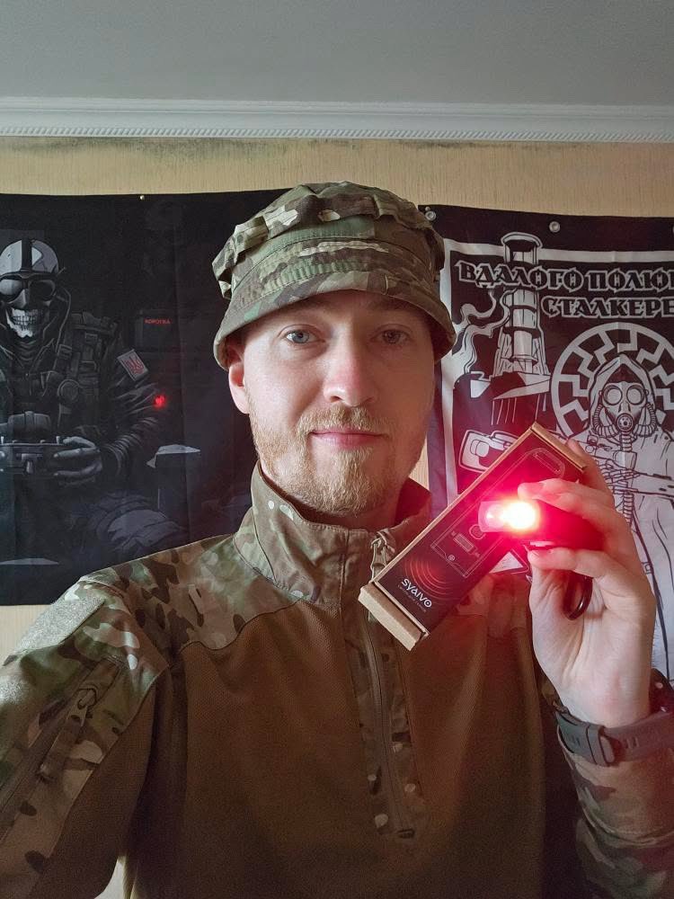 Dear friends, please support our workshop so that more handsome defenders can get flashlights that will help them a lot 😊

Support (PayPal): hello@syaivo.tech