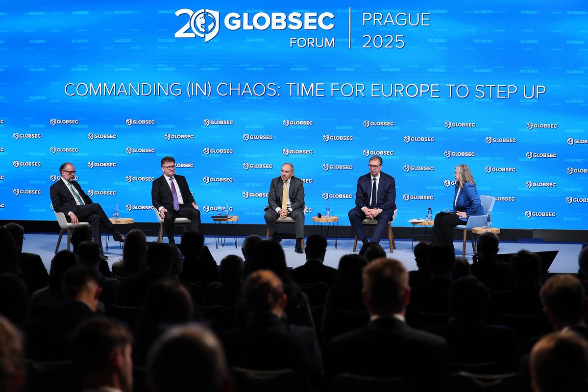 NikolPashinyan's tweet image. Shared Armenia’s vision for lasting peace, democratic resilience, balanced and balancing foreign policy at the @GLOBSEC panel “Seizing the Moment: Forging Lasting Partnerships in the Neighbourhood.”
