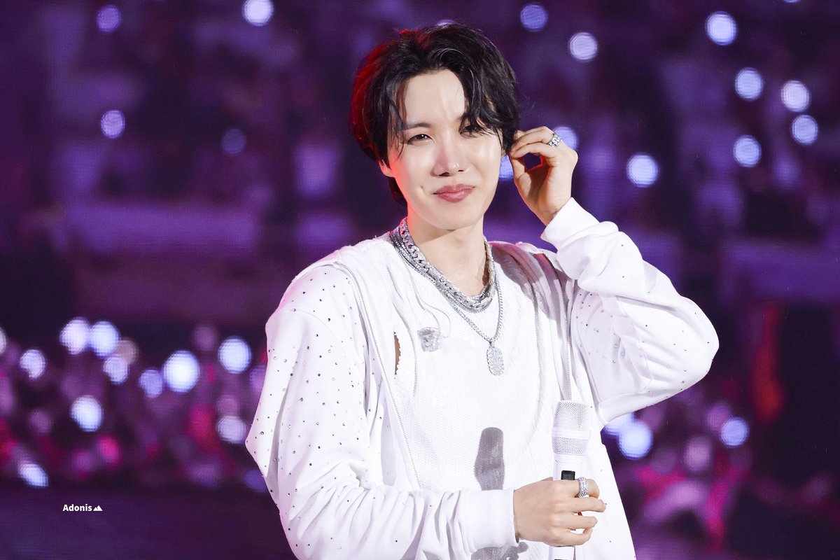 tksovers's tweet photo. "You just had to be there" 💜 https://t.co/OpsAiOHFSr