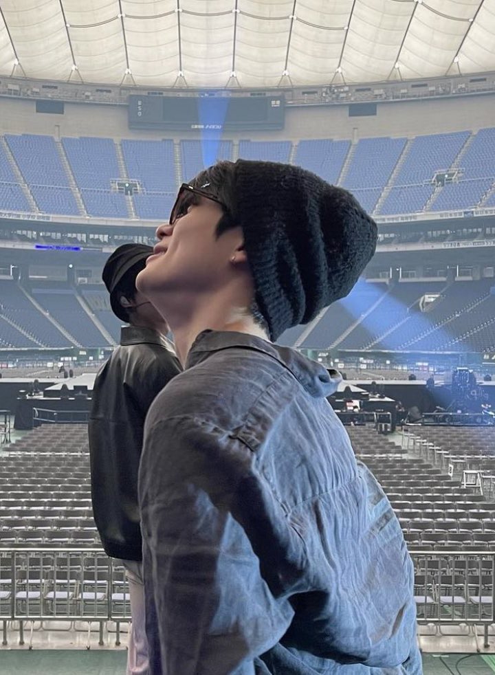 🎧 (@unconditionaljh) on Twitter photo 