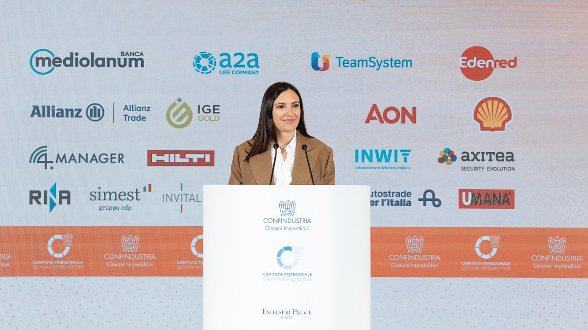 L’Europa è la nostra casa. Lo sono i suoi valori e ciò che rappresenta. Noi giovani la vogliamo difendere. Pensiamo che sia arrivato il momento dei “basta”: basta con la paura, con le umiliazioni, basta lamentarsi. Bisogna reagire.
In ogni sfida c’è un nuovo inizio #Rapallo25