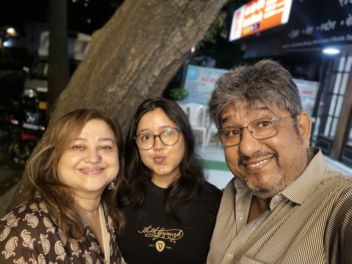 Dinner together.. Yunhi mana liya 31years of our engagement.. Delhi... 12th june.. 1994.