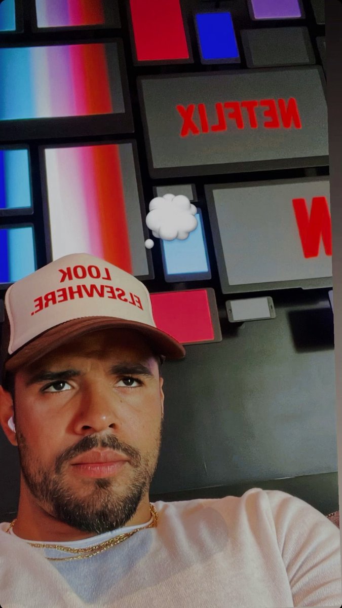 no 𝑡ℎ𝑜𝑢𝑔ℎ𝑡𝑠, head 𝑒𝑚𝑝𝑡𝑦 ❜