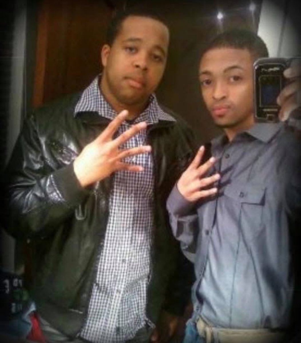 True King of R&B (Rhythm & Beatdown) (@stanmichaelrnb) on Twitter photo Just a couple brothers that go back since diapers and flip phone pixels. Happy birthday to my big bro and best friend
<a href="/KnowbodysTweets/">Broward Stern</a> Just a couple brothers that go back since diapers and flip phone pixels. Happy birthday to my big bro and best friend
<a href="/KnowbodysTweets/">Broward Stern</a>