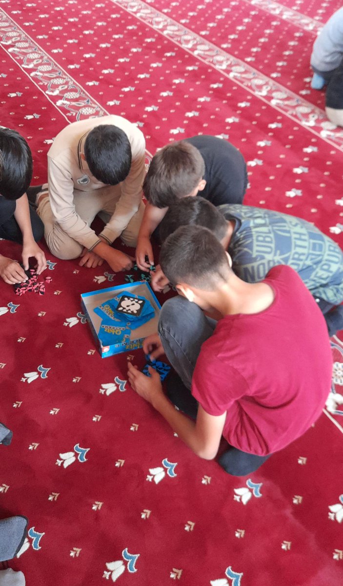 #BilenProgramı  <a href="/meb_dinogretimi/">MEB Din Öğretimi Genel Müdürlüğü</a> #ÇedesYılSonuŞenlikleri  Erkek Öğrencilerimiz Ayşegöllü Camiinde Gençlik Merkezi Manevi Lider Zafer Hoca ile birlikteler.....
<a href="/bilecikvaliligi/">BİLECİK VALİLİĞİ</a>
<a href="/bilecikmem/">Bilecik İl Milli Eğitim Müdürlüğü</a>
<a href="/srdl_simsek/">Serdal Şimşek</a>
<a href="/OsmKaymakamligi/">Osmaneli Kaymakamlığı</a>
<a href="/osmanelimem/">osmanelimem</a>
<a href="/meb_dinogretimi/">MEB Din Öğretimi Genel Müdürlüğü</a>