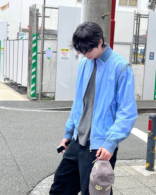 MINNGYUKIEM's tweet photo. Can’t stop taking pictures of my boyfriend because how can I not? He’s the most gorgeous, the most handsome, and somehow the cutest all at the same time. My heart is so full of him. I’m in love over and over again. https://t.co/6IHjMNGtMT