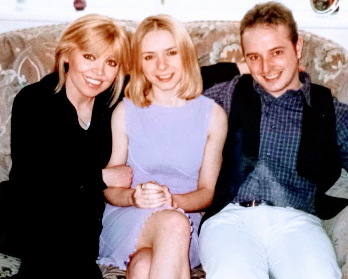 Aaron1974 tweet media