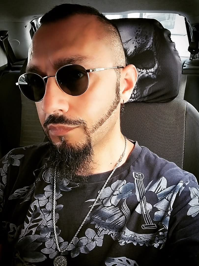 Aspettando il weekend 

Mario Contino
mariocontino.it 

#MarioContino #scrittura #scrivere #scrittore #lettere #letteratura #messaggi #pensieri #day #citazioni #shadow #goth #mistero #mystery #ghost #puglia #apulia #bari #lecce #monopoli_puglia #salento #cars #street