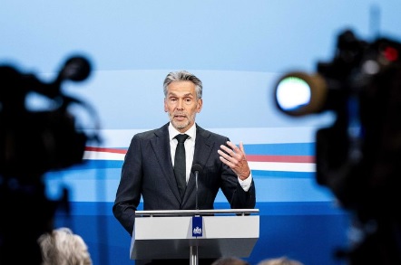 NPOpolitiek en Nieuws (@npopolitiek) on Twitter photo VRIJDAG LIVE: Verwacht vanaf 16.15 uur de wekelijkse persconferentie na de #ministerraad met demissionair <a href="/MinPres/">Dick Schoof</a> Dick Schoof, te volgen op televisie (#kanaal83 ) en online npo.nl/start/live?cha… VRIJDAG LIVE: Verwacht vanaf 16.15 uur de wekelijkse persconferentie na de #ministerraad met demissionair <a href="/MinPres/">Dick Schoof</a> Dick Schoof, te volgen op televisie (#kanaal83 ) en online npo.nl/start/live?cha…