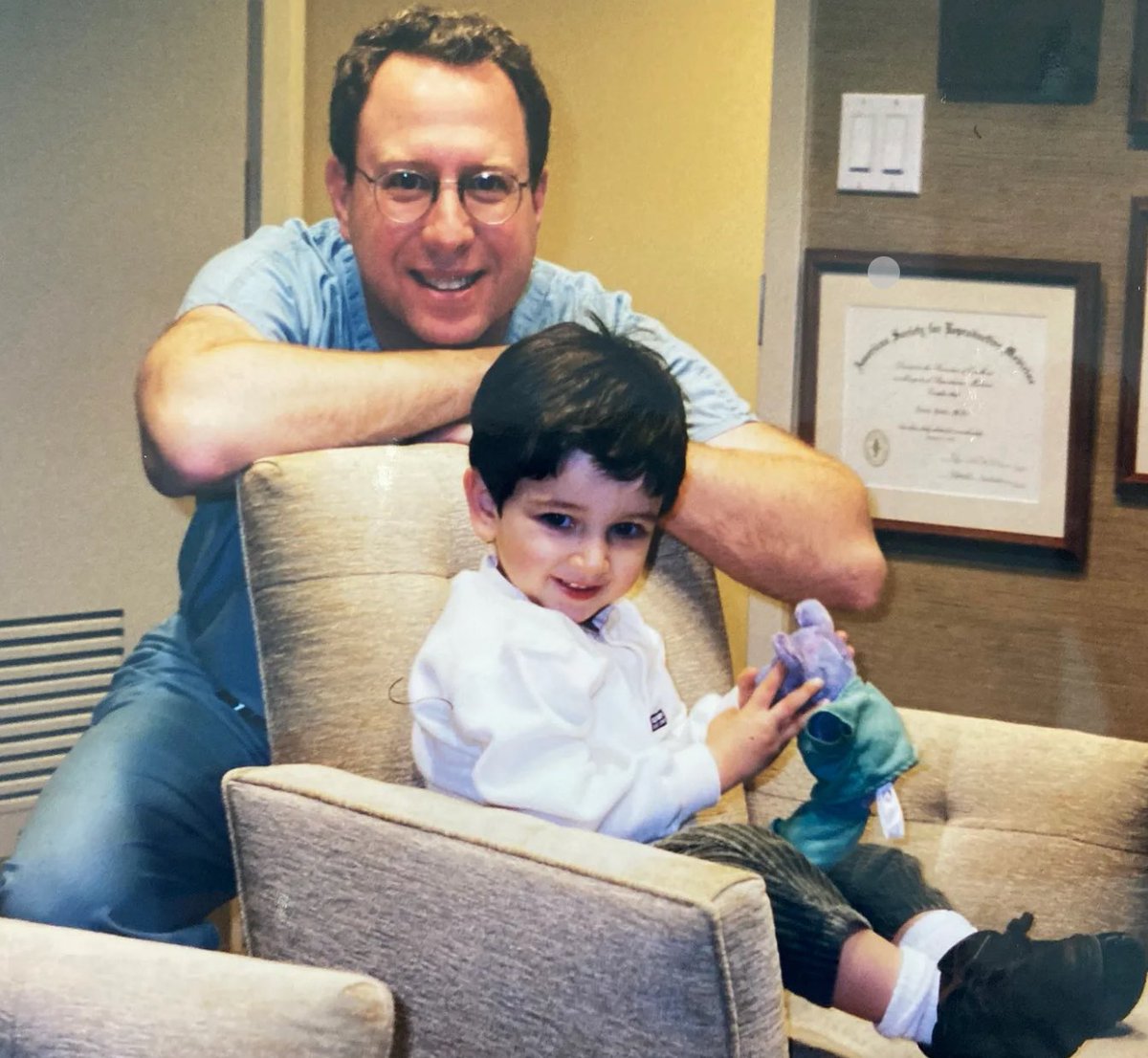 dbsable's tweet image. An Obstetrician, on Father’s Day

dbsable.medium.com/i-was-an-obste…