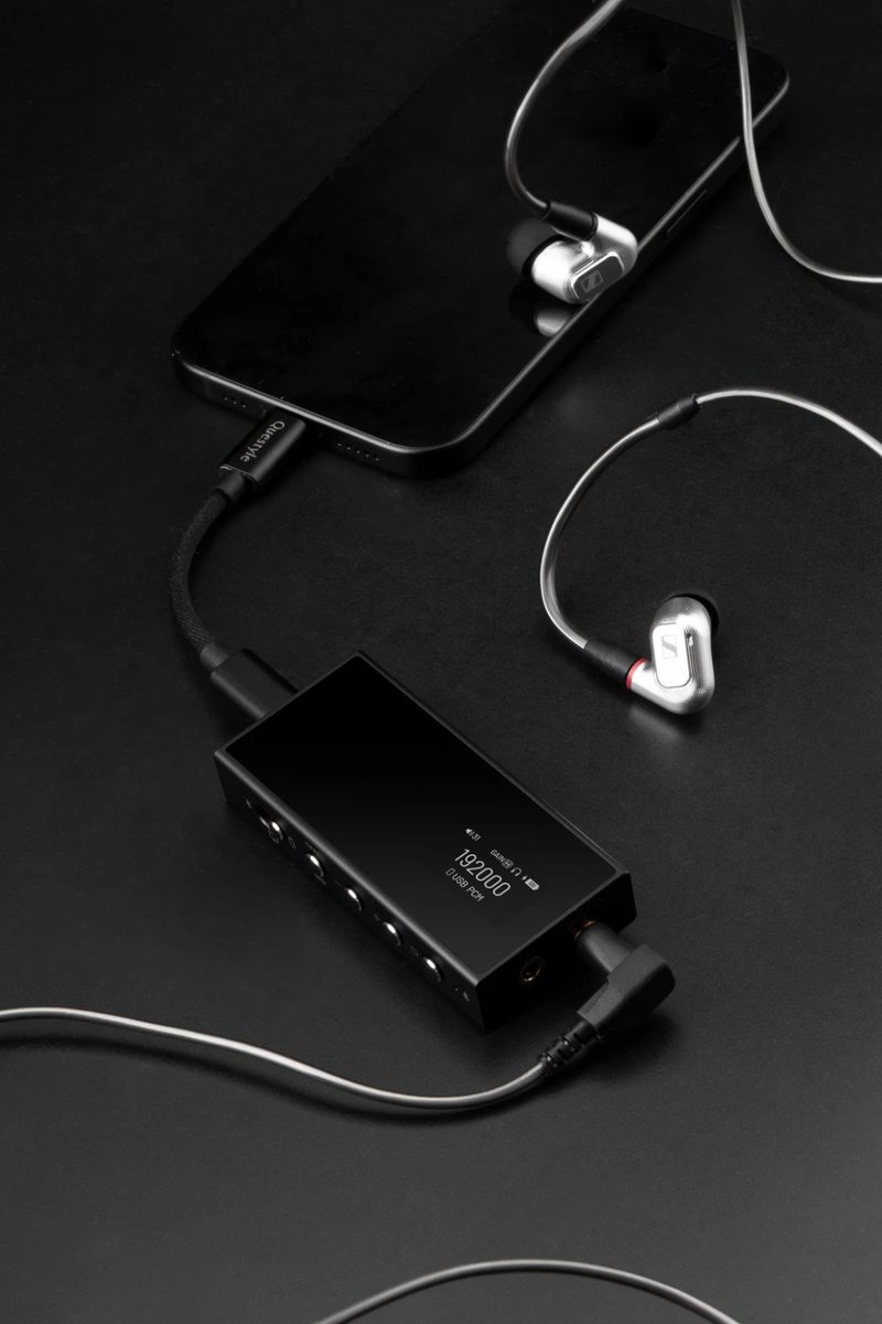 questyle_ official tweet media