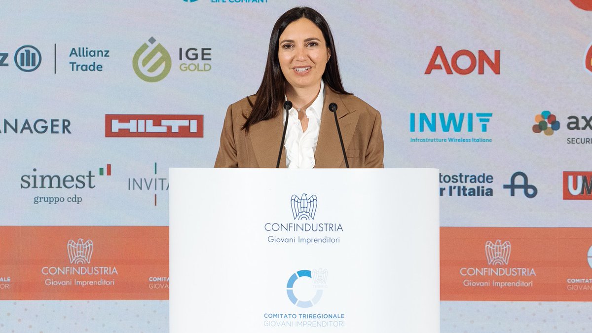 Un Paese che ha una “Filiera futuro” offre una formazione moderna e di prima qualità. Serve un nuovo modello di formazione che metta insieme la capacità di analisi “orizzontale” della cultura umanistica e il know how tecnico “verticale” delle #STEM - <a href="/MariaAnghileri/">Maria Anghileri</a> #Rapallo25