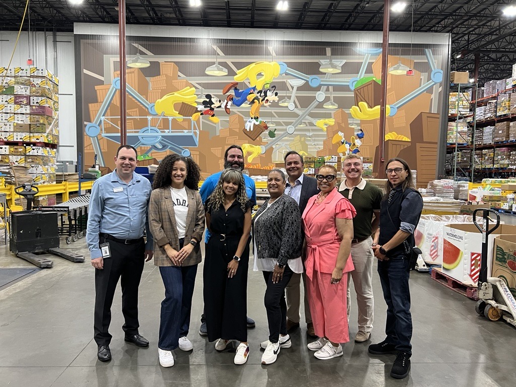 Orlando Regional Realtor® Association (@orrafl) on Twitter photo Feeling so inspired! ✨ The ORRA Engagement Team visited <a href="/feedhopenow/">Second Harvest Food Bank of Central Florida</a> and saw firsthand how they're transforming lives in CFL. Beyond millions of meals, their diverse programs are tackling hunger from every angle.
Ready to help? lnkd.in/e_GZ4RY
#ORRA #community Feeling so inspired! ✨ The ORRA Engagement Team visited <a href="/feedhopenow/">Second Harvest Food Bank of Central Florida</a> and saw firsthand how they're transforming lives in CFL. Beyond millions of meals, their diverse programs are tackling hunger from every angle.
Ready to help? lnkd.in/e_GZ4RY
#ORRA #community