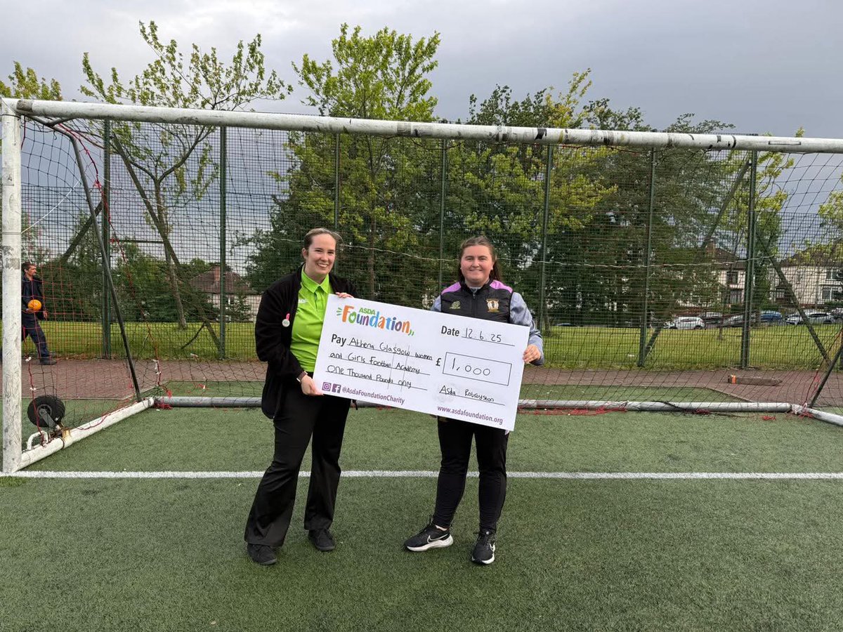 A massive thank you to Emma from @asdafoundation Robroyston who awarded us with a cheque last night. Your support is greatly appreciated 💜💚🫶👏🏻
