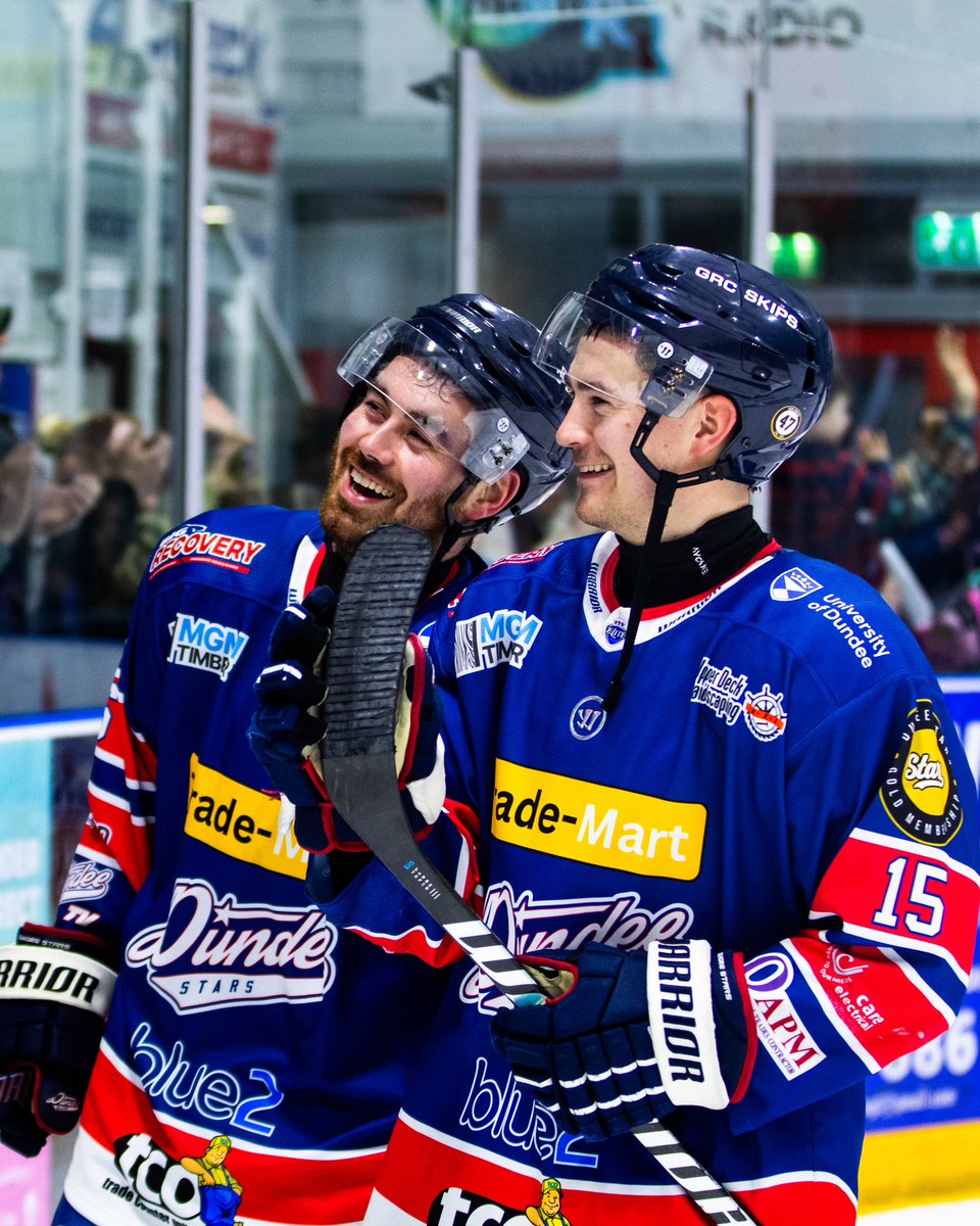 😁 Friday smiles 

#COYStars